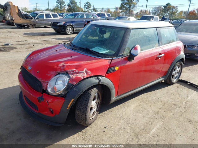 2009 MINI COOPER WMWMF33599TU72523 Photo 3