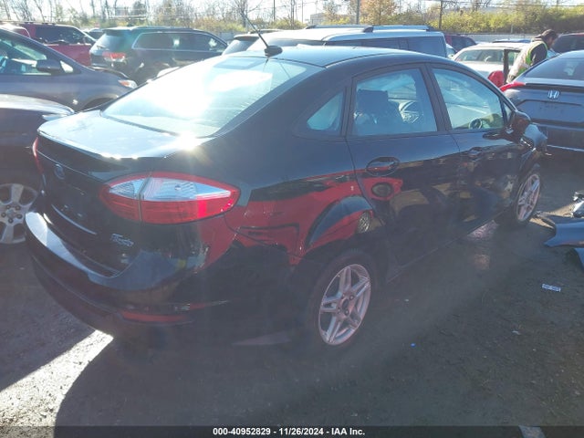 Ford FIESTA SE 2019 3FADP4BJ3KM162589 Image 4