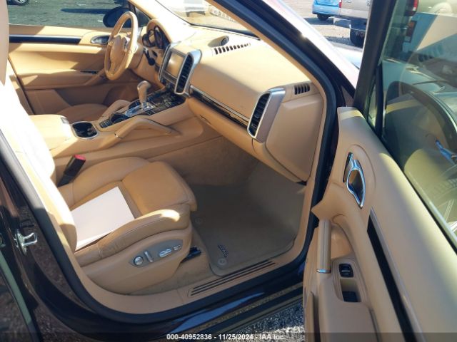 WP1AA2A23ELA91976 Porsche Cayenne