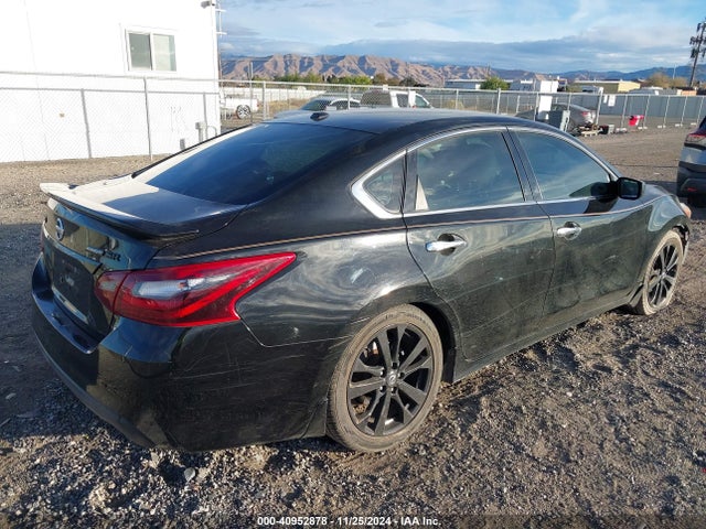 Nissan Altima 2.5 Sr 2018 1N4AL3AP5JC291268 Image 4