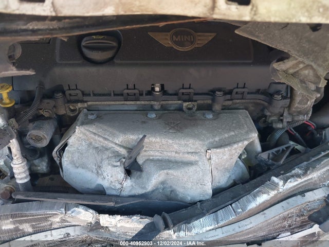 2011 MINI COOPER WMWSU3C59BT096537 Photo 9