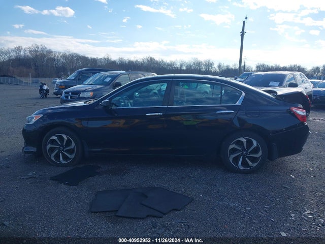 Honda ACCORD EX 2017 1HGCR2F74HA152180 Image 14
