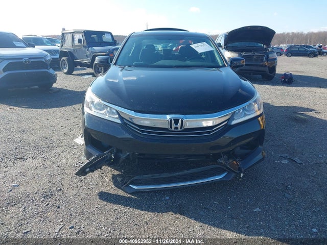 Honda ACCORD EX 2017 1HGCR2F74HA152180 Image 6