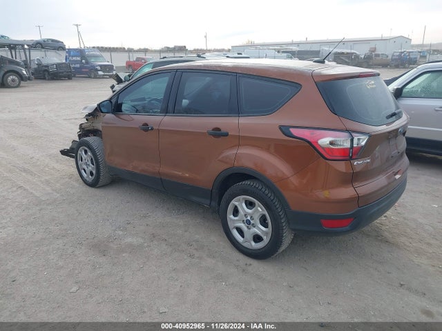 Ford ESCAPE S 2017 1FMCU0F76HUB61300 Image 3