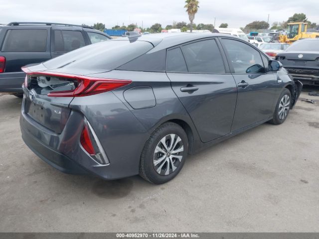 JTDKAMFPXN3226831 Toyota Prius Prime Xle