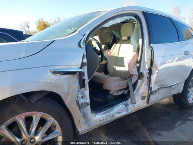 5GAEVBKW5JJ177337 Buick Enclave Premium