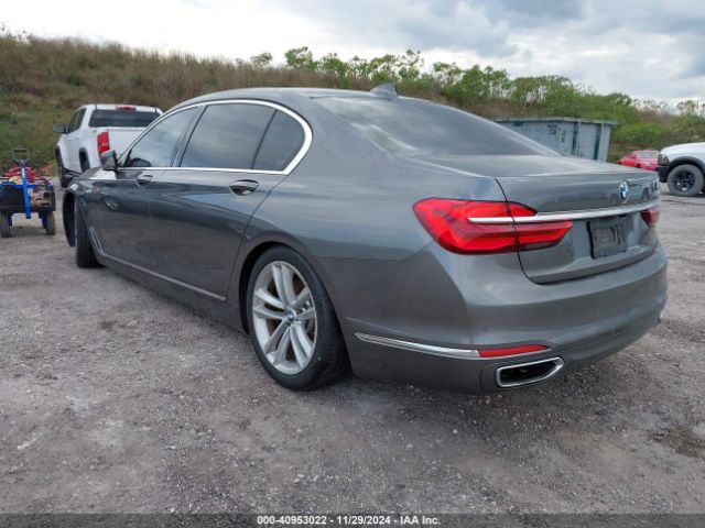 WBA7F0C53HGM21456 BMW 750i
