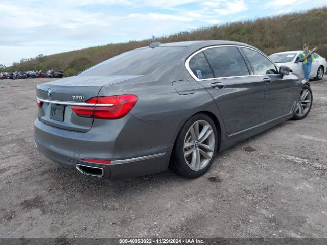 WBA7F0C53HGM21456 BMW 750i