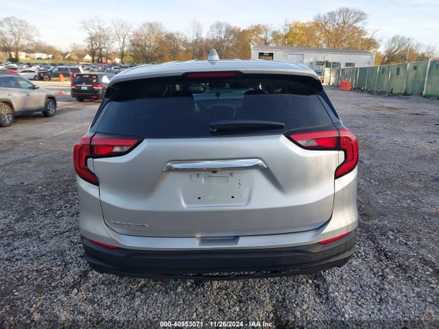 3GKALMEV2KL233217 GMC Terrain Sle