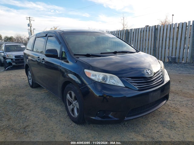 Toyota Sienna L V6 7 Passenger 2014 5TDZK3DC5ES426357 Image 1