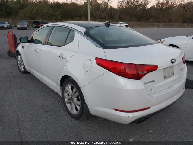 40953113 :رقم المزاد ، KNAGN4A72B5115382 vin ، 2011 Kia Optima Ex مزاد بيع