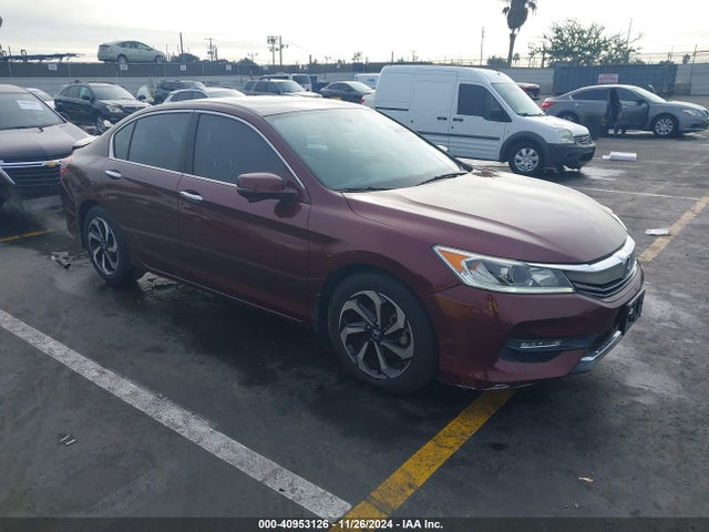 2016 1HGCR2F83GA003458 main image