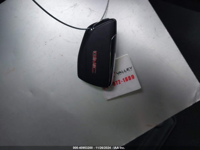 3GTUUCED6NG646245 GMC Sierra 1500 4wd  Short Box Elevation With 3sb
