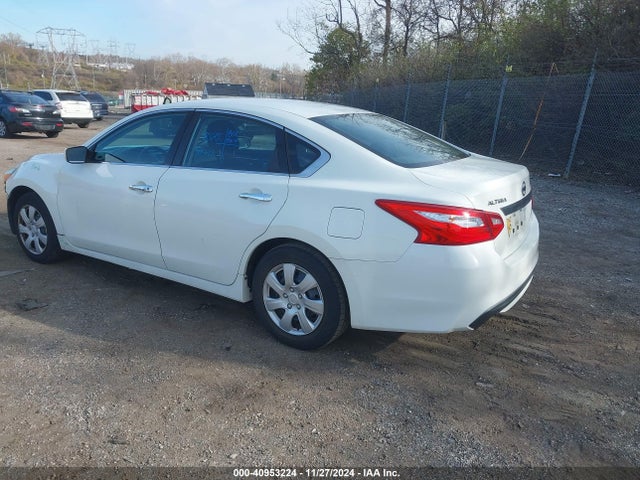 1N4AL3APXGC235030 Nissan 2016