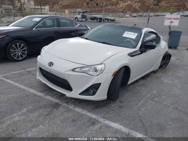 JF1ZNAA17F8701060 Scion FR-S