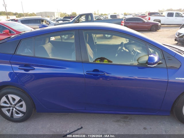 Toyota Prius Three 2017 JTDKARFUXH3535867 Image 13