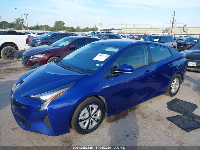 JTDKARFUXH3535867 Toyota Prius Three