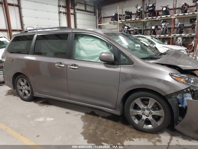 Toyota Sienna Se 8 Passenger 2015 5TDXK3DC2FS682335 Image 13