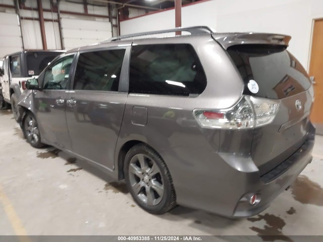 Toyota Sienna Se 8 Passenger 2015 5TDXK3DC2FS682335 Image 3