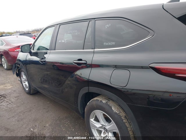 Toyota Highlander Le 2024 5TDKDRAH8RS054761 Image 14