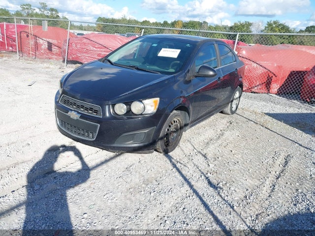 Chevrolet LUV 2014 1G1JC5SB8E4236430 Image 2