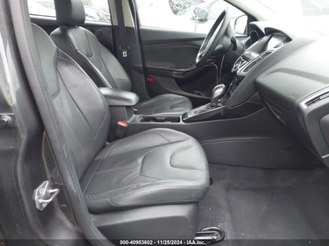 1FADP3J2XFL229961 Ford Focus Titanium
