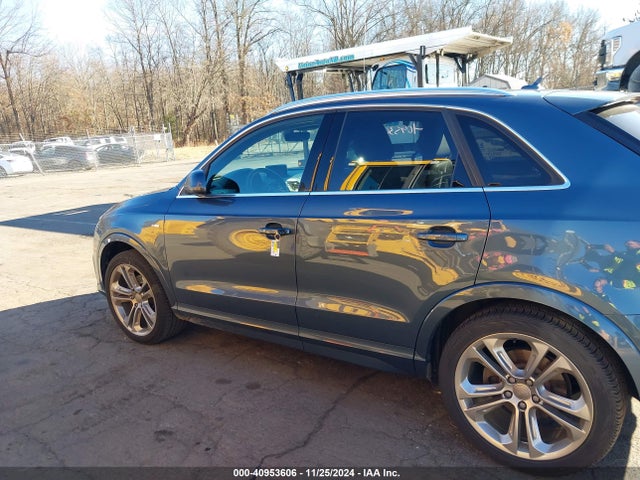WA1JCCFS9JR024522 Audi Q3 2.0t Premium/2.0t Sport Premium