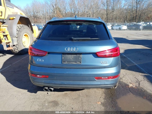 WA1JCCFS9JR024522 Audi Q3 2.0t Premium/2.0t Sport Premium