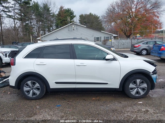 KIA NIRO LX 2022 KNDCB3LC5N5541909 Image 14