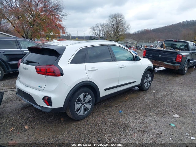 KIA NIRO LX 2022 KNDCB3LC5N5541909 Image 4