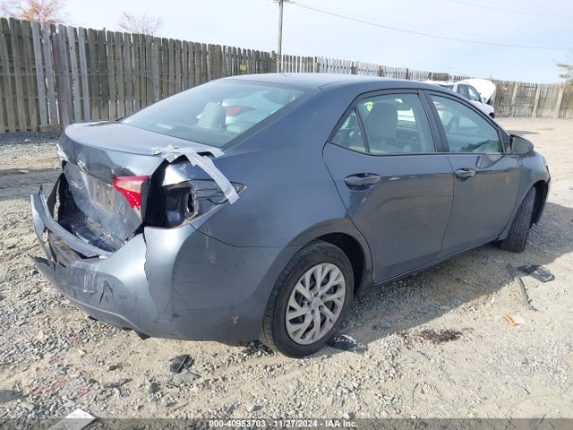 5YFBURHE1JP811217 Toyota COROLLA LE