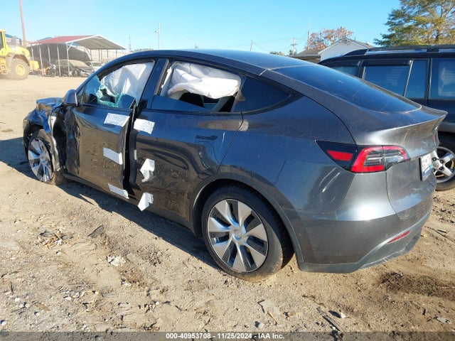 2021 TESLA MODEL Y 5YJYGAEE5MF179653 Photo 2
