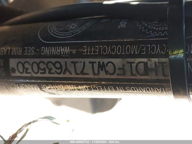 2001 HARLEY-DAVIDSON FLHTCUI 1HD1FCW171Y635030 Photo 9