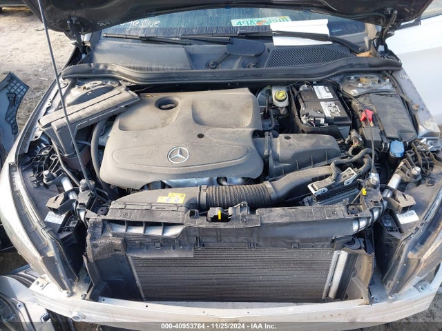 WDDSJ4EB1JN595460 Mercedes-Benz CLA 250