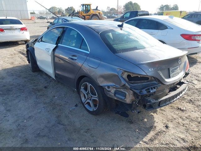 WDDSJ4EB1JN595460 Mercedes-Benz CLA 250