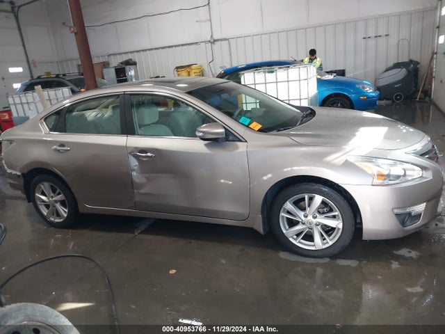 Nissan Altima 2.5 Sv 2015 1N4AL3AP9FC201255 Image 14