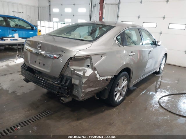 Nissan Altima 2.5 Sv 2015 1N4AL3AP9FC201255 Image 4