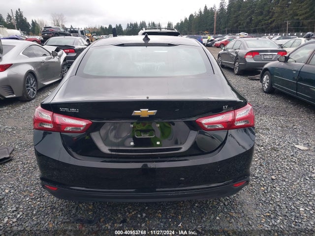 1G1ZD5ST9NF135202 Chevrolet Malibu Fwd Lt