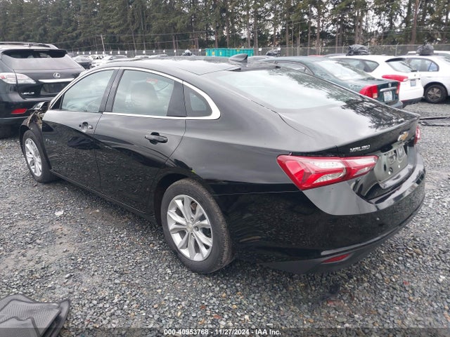 1G1ZD5ST9NF135202 Chevrolet Malibu Fwd Lt