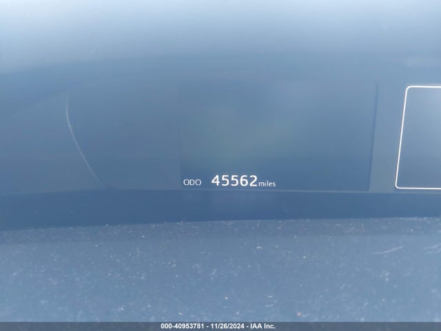 JTDKARFU1J3055898 Toyota Prius