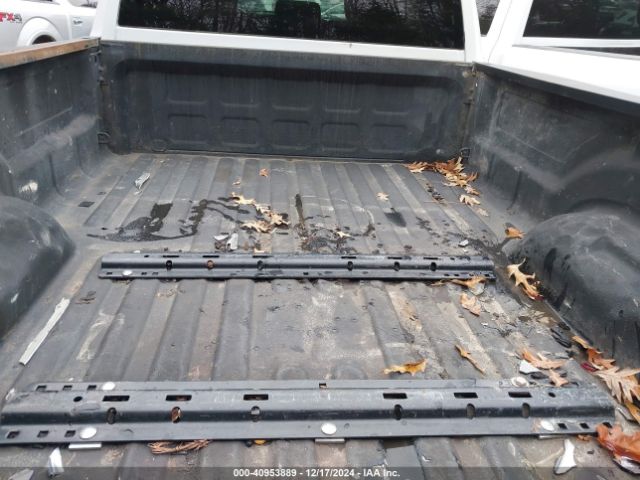 3C6TR5HT6HG621854 RAM 2500 Tradesman  4x4 8' Box