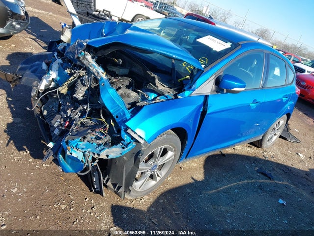 Ford FOCUS SE 2014 1FADP3K24EL128671 Image 2