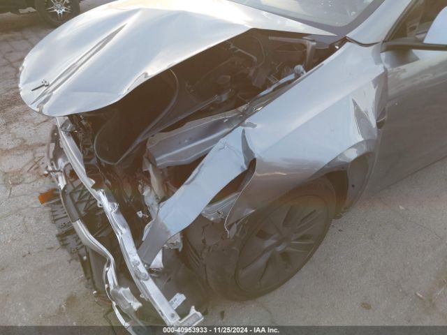 7SAYGDED5RF194821 Tesla Model Y