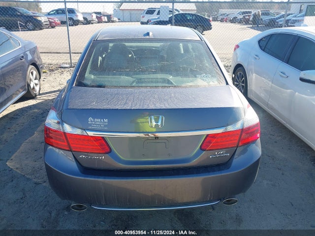 Honda Accord Touring 2015 1HGCR3F95FA031162 Image 16