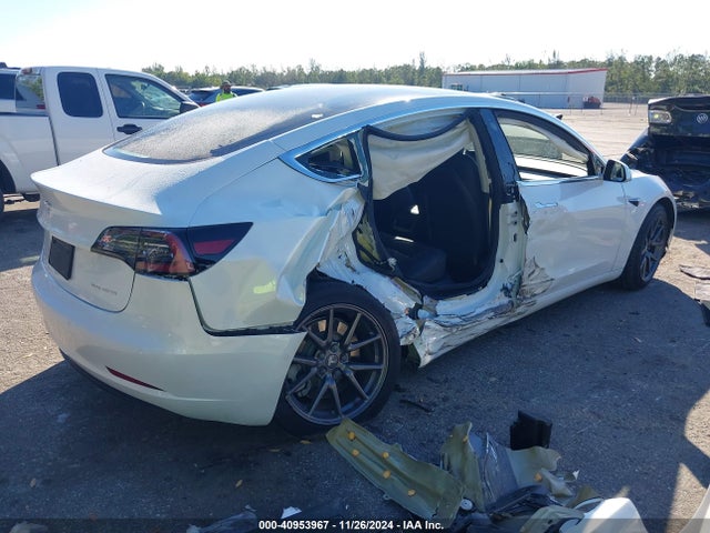 2020 TESLA MODEL 3 5YJ3E1EB7LF618520 Photo 3