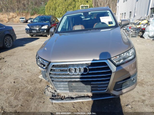 WA1LHAF79JD045636 Audi Q7 2.0t Premium