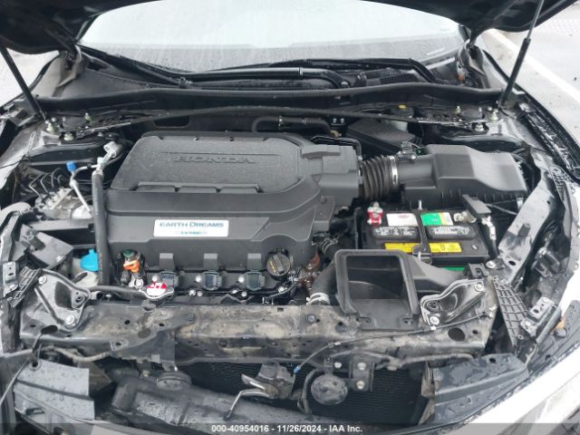 1HGCR3F94HA013626 Honda Accord Touring V6