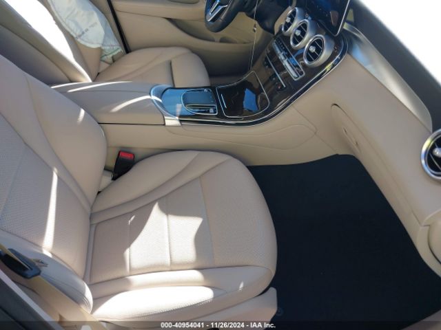 W1N0G8DB6NG055940 Mercedes-Benz Glc 300 Suv