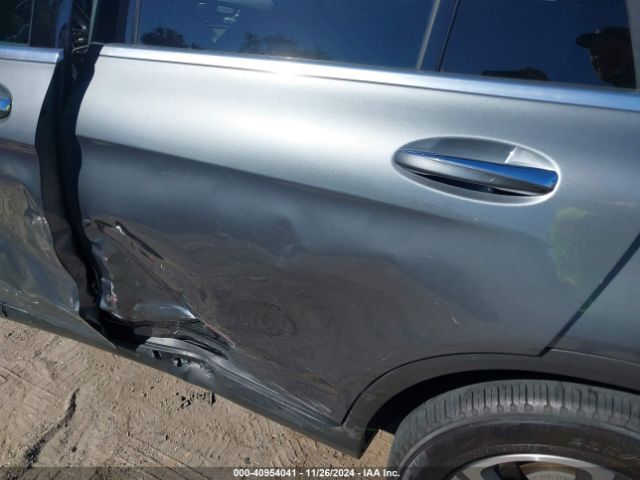 W1N0G8DB6NG055940 Mercedes-Benz Glc 300 Suv