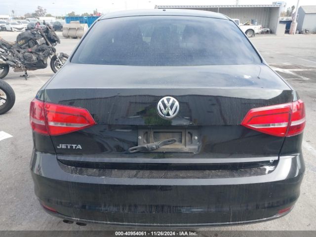 3VW1K7AJXFM300579 Volkswagen Jetta 2.0l S